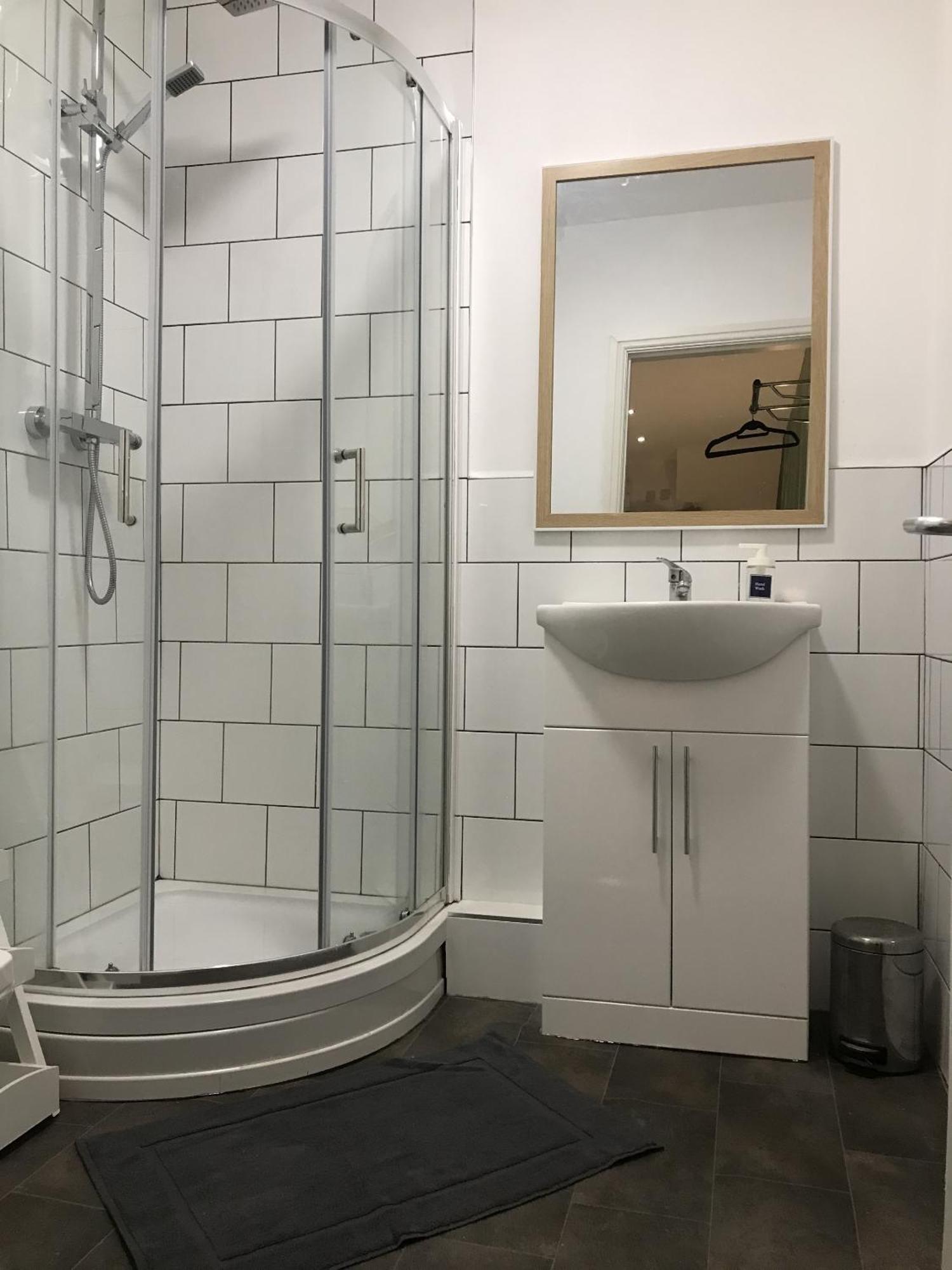Contemporary 1 Bed Studio For Comfy Stay In Wigan Exterior foto
